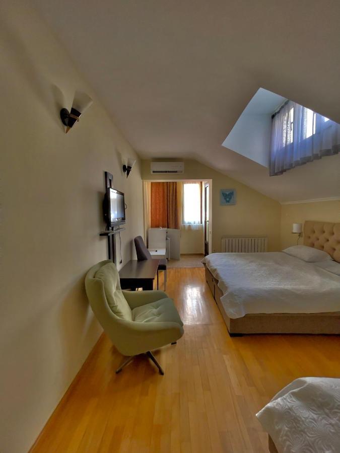 Luxors Garden Hotel Batumi Luaran gambar