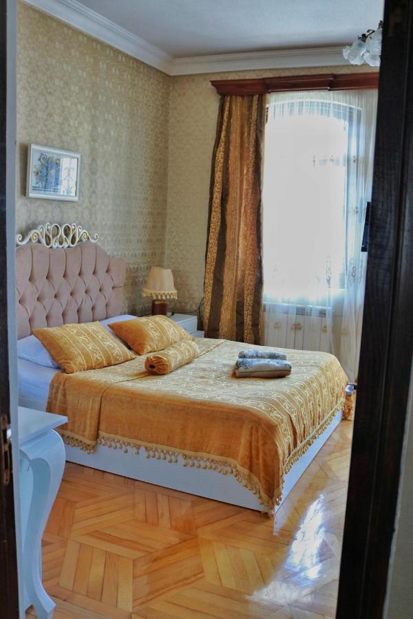 Luxors Garden Hotel Batumi Luaran gambar