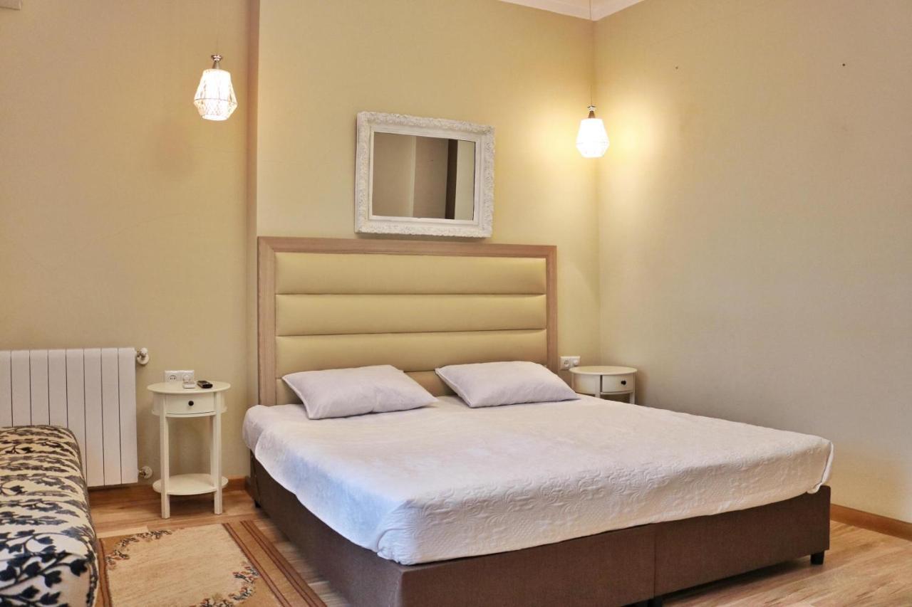Luxors Garden Hotel Batumi Luaran gambar