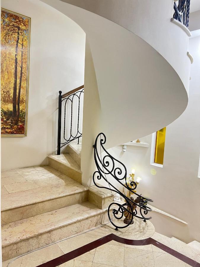 Luxors Garden Hotel Batumi Luaran gambar